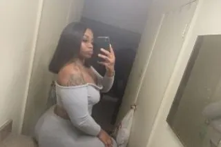 Miss Texas 😍💕 New to Town! - Image 1